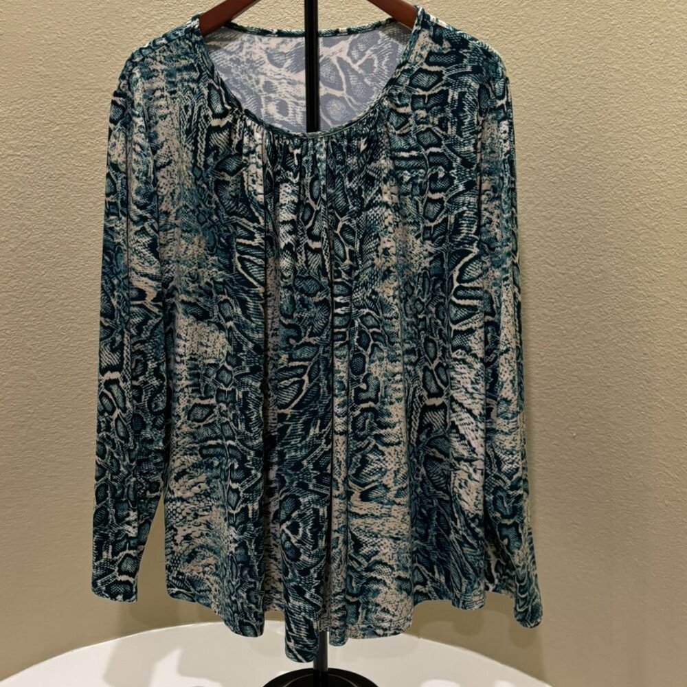 💚 Pevrl Woman's Long Sleeves Tunic Snakeskin Design Size 4XL